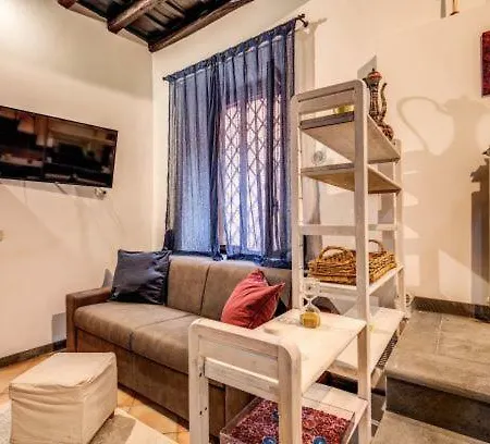 La Casa A Monti * Rome