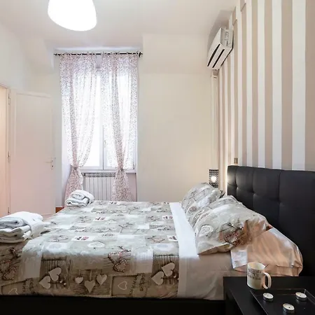 דירה Liberty House