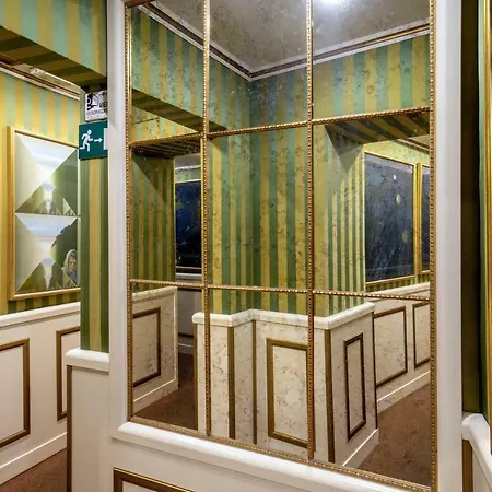 Residenza Canova Tadolini - Guest house 4*
