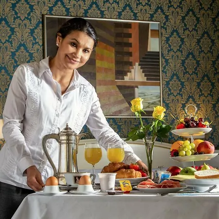 Residenza Canova Tadolini - Guest house 4*