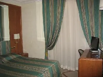 Raeli Regio 3* Řím