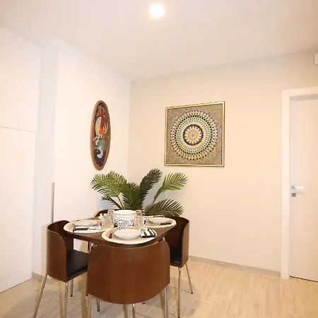 Nocleg ze śniadaniem Unique Luxury And