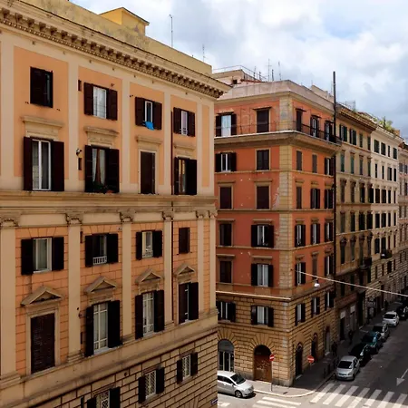 King Vittorio Emanuele's House Apartament *
