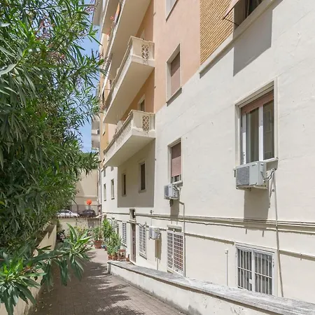 Virgiliano Apartment *