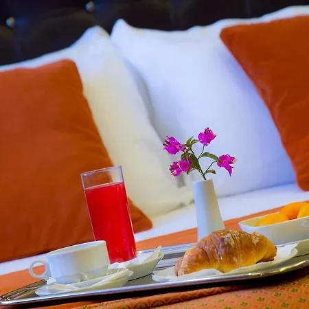 Marcella Royal - Rooftop Garden Hotel Rome