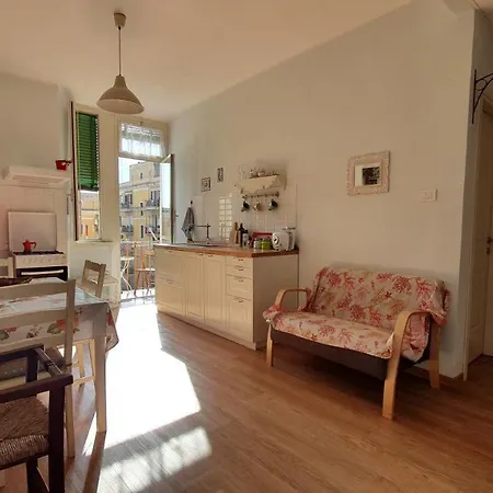 Angelina House Apartment *
