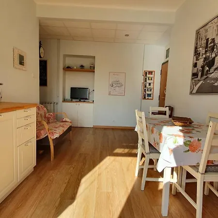 Angelina House * Rome