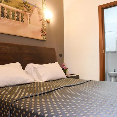 Casa Sallustiana * Rome