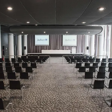 Radisson Blu Es. Hotel, 5* Rome