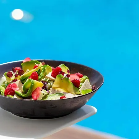 Hotel Radisson Blu Es. Hotel, 5*