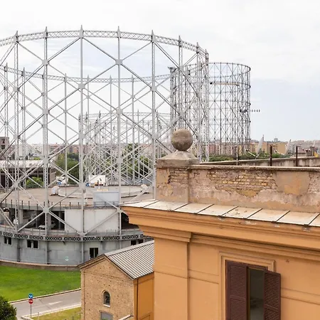 Like At Piramide * Rome