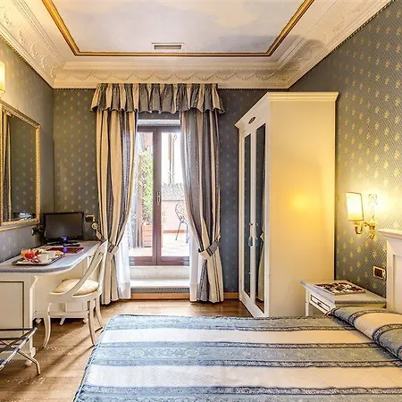 Hotel La Lumiere Di Piazza Di Spagna 3*