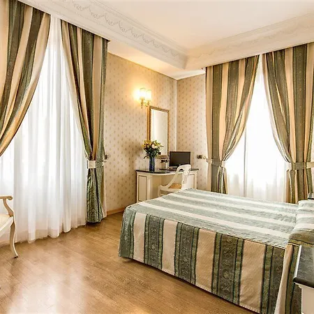 Hotel La Lumiere Di Piazza Di Spagna Rome