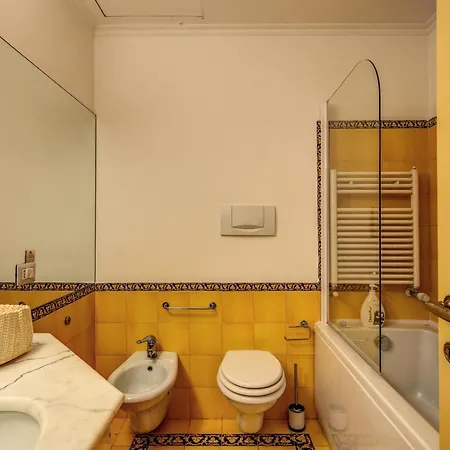 Charming By The Vatican Sx Apartment *