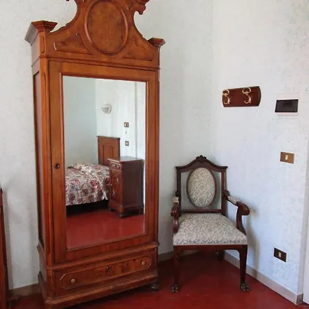 Casa S. Giuseppe Di Cluny Bed and breakfast *