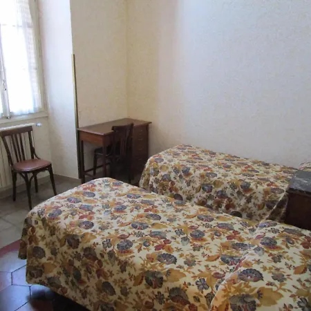 Casa S. Giuseppe Di Cluny * Roma
