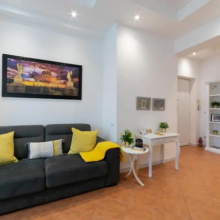 *****amorhome***** New Luxury In The Heart Of Apartmán Řím