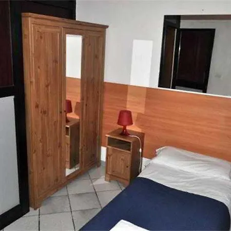 Couette-café Claudia 3*