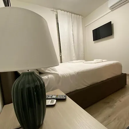 The Place In 2* Рим