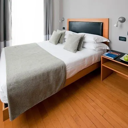 Western Ars Hotel Roma