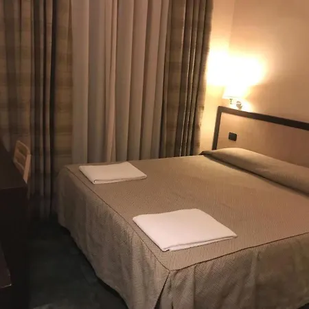 克拉里安楼酒店 住宿加早餐酒店 3*
