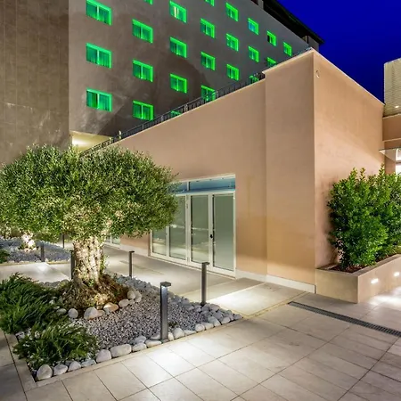 Cristoforo Colombo Hotel 4*