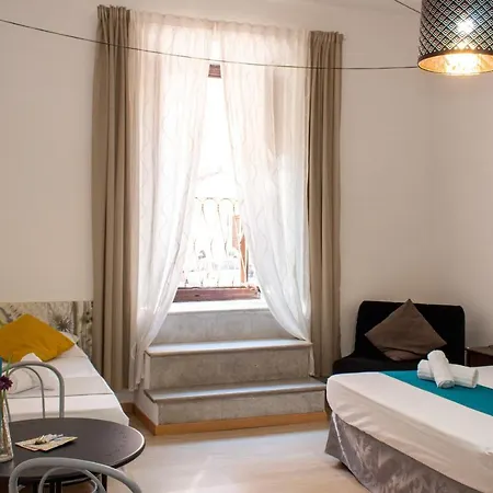 Arthouse Termini Guest house