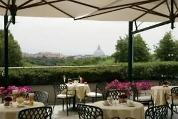 Courtyard By Marriott Central Park Hotel 4*