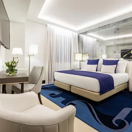 Room Mate Collection Filippo, Rome-Fontana Di Trevi Hotel 4*