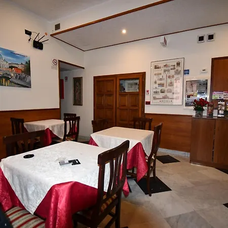 Hotell Ferrarese