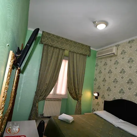 Ferrarese Hotell Rom