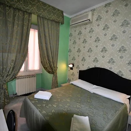 Hotell Ferrarese Rom