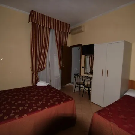 Hotell Ferrarese