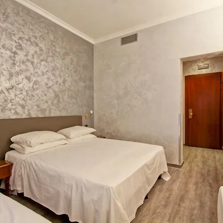 Invictus 3* Rome