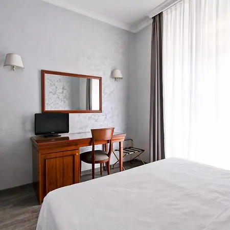 Hotel Invictus Rome