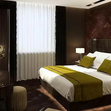 U-visionary 4* Roma