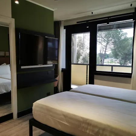 Hotel Mercure Cinecitta Roma