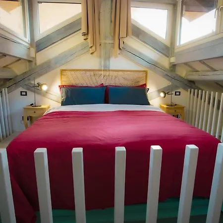 Guest house Rosso Cortese 2*