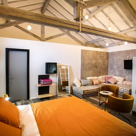 Rosso Cortese Guest house 2*