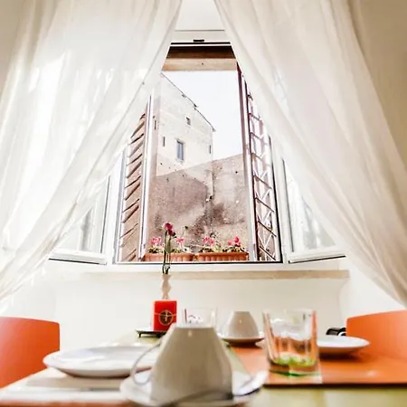 Maison Colosseo 3*