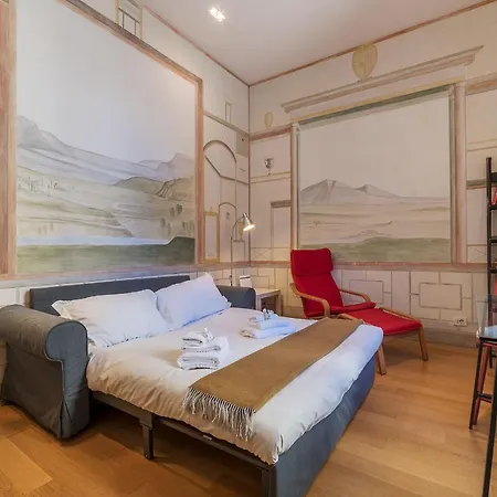Domus Claudiae - Fromhometorome Apartment *