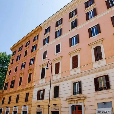 Clemy In 4* Rome