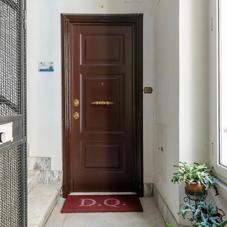 Domus Quiritum Bed & Breakfast 3*