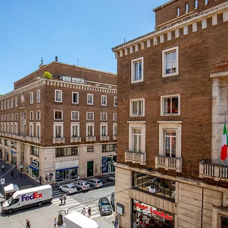 Via Del Corso בית הארחה