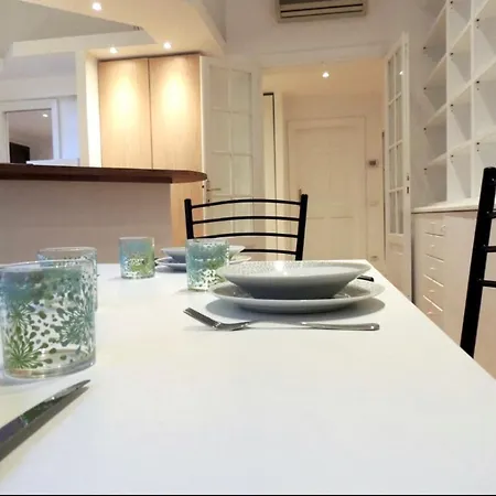 First One Apartment *