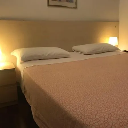 洛迪酒店 2* 罗马