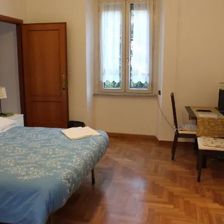 Esquilino Di Yan *