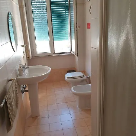 Esquilino Di Yan Penzion