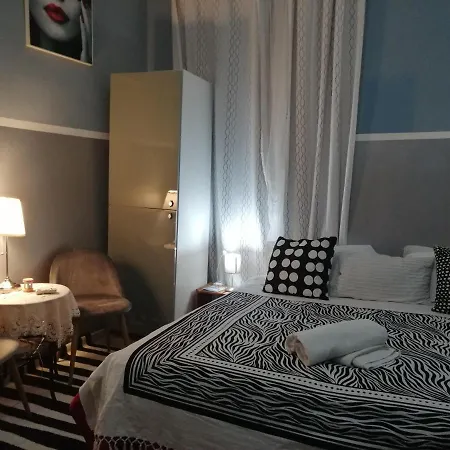 Holidays Hostel Rome