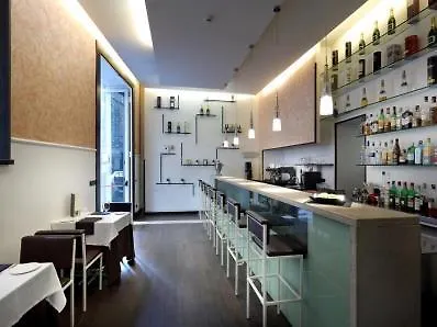 埃克斯国际宫殿酒店